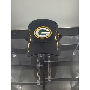 Green Bay Packers NEW ERA 39THIRTY Small Medium Cap Hat Black Mesh Fitted Gold